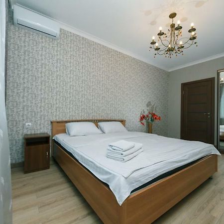Apartmant In Kpi З Двома Спальнями Kiev Buitenkant foto