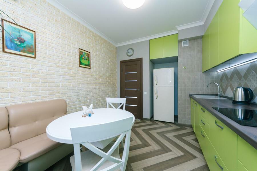 Apartmant In Kpi З Двома Спальнями Kiev Buitenkant foto